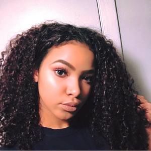 Meet your Posher, Jillian